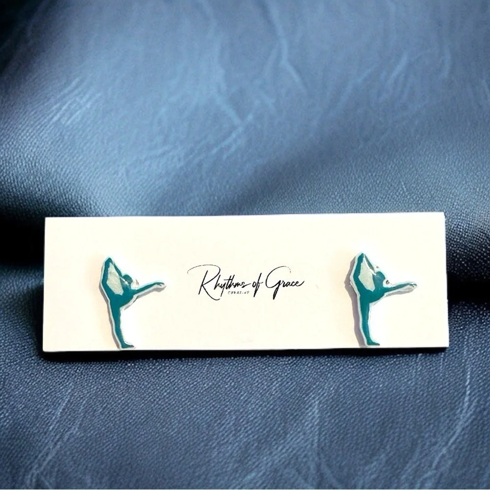 Sparkle Like a Superstar: Dancer Stud Earrings for Every Twirl and Tumble!💃NWT
